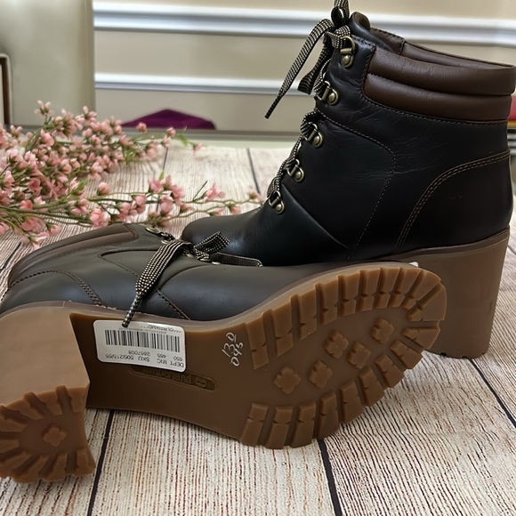 | Timberland Allington Hiker Heeled Boots - Picture 10 of 15